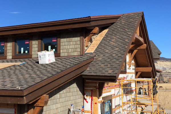 Montrose-Ranch-Colorado-Canadian-Timberframes-Construction-Roof