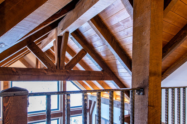 Ouray-Mountain-Home-Colorado--Canadian-Timberframes-Loft