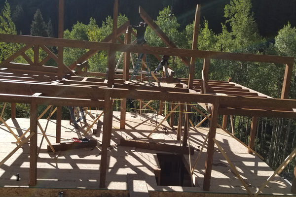 Ouray-Mountain-Home-Colorado-Construction-Canadian-Timberframes-Timber-Raising