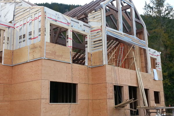 Mara-Lake-British-Columbia-Canadian-Timberframes-Construction-Wall-Panels