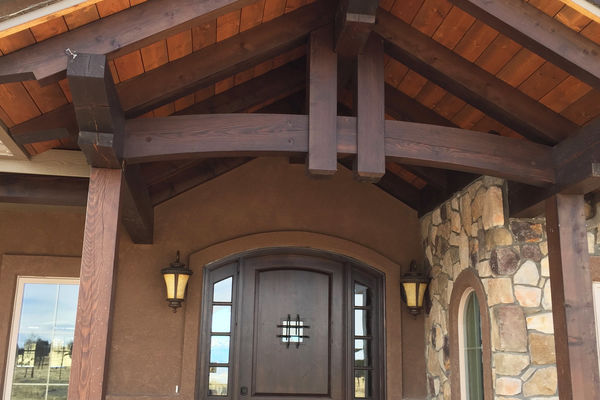 Black-Forest-Timber-Frame-Home-Colorado-Canadian-Timberframes-Front-Entry