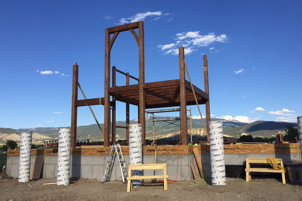 Montrose-Ranch-Colorado-Canadian-Timberframes-Construction-Timber-Frame-Raising