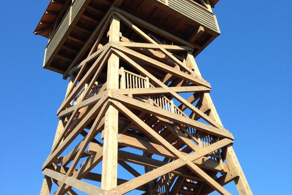 Ferndale-Fire-Tower-Ontario-Canadian-Timberframes