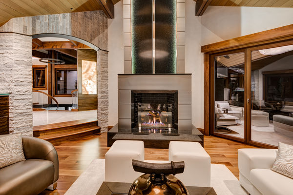 Bow-Valley-Home-Alberta-Canadian-Timberframes-fire-place