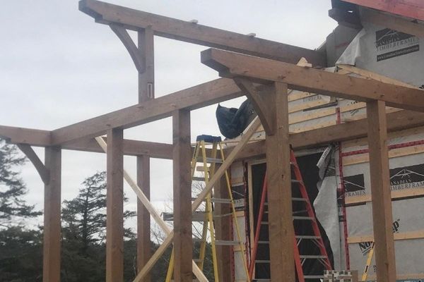 New-Hampshire-Cottage-Canadian-Timberframes-Construction
