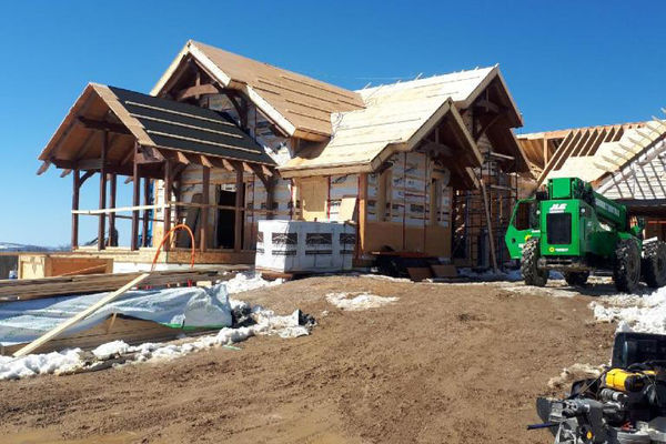 Butternut-Lodge-Clarksburg-Ontario-Canadian-Timberframes-Construction-Exterior