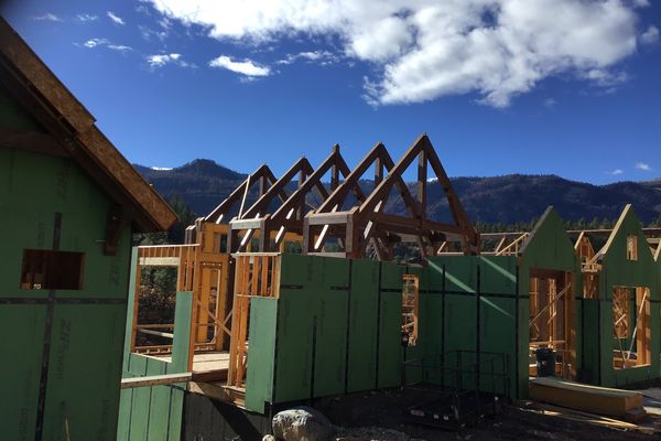 Durango-Timber-Home-Colorado-Canadian-Timberframes-Construction-Interior-Panels