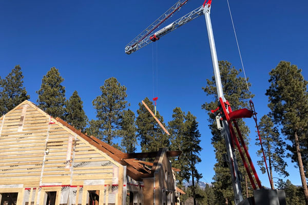 Vesper-Ranch-Colorado-Canadian-Timberframes-Construction-Crane