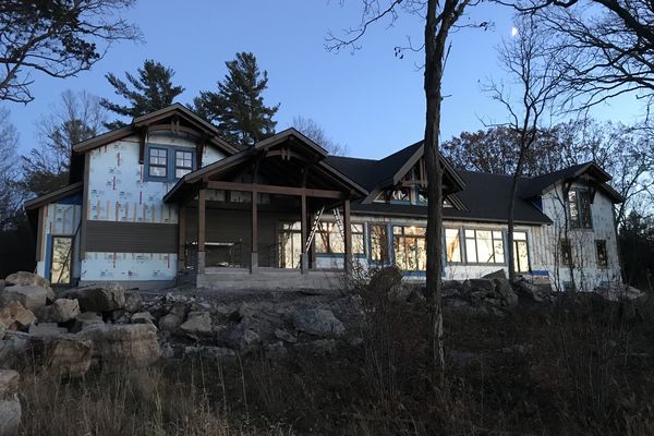 Bay-of-Quinte-Timber-Home-Ontario-Canadian-Timberframes-Rear-Exterior
