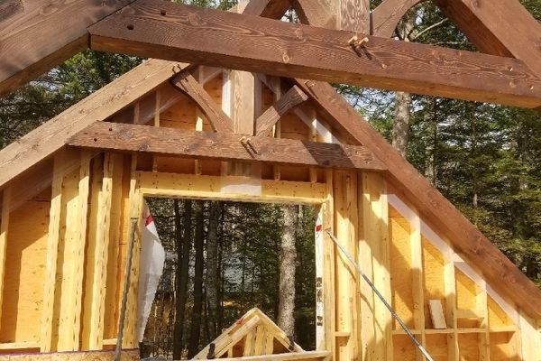 Lake-Winnipesaukee-Timber-Frame-New-Hampshire-Canadian-Timberframes-Construction