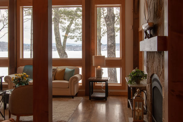 Meredith-Bay-New-Hampshire-Canadian-Timberframes-Great-Room