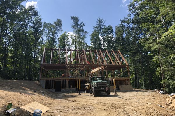 Falls-Village-Barn-Home-Connecticut-Canadian-Timberframes-Construction