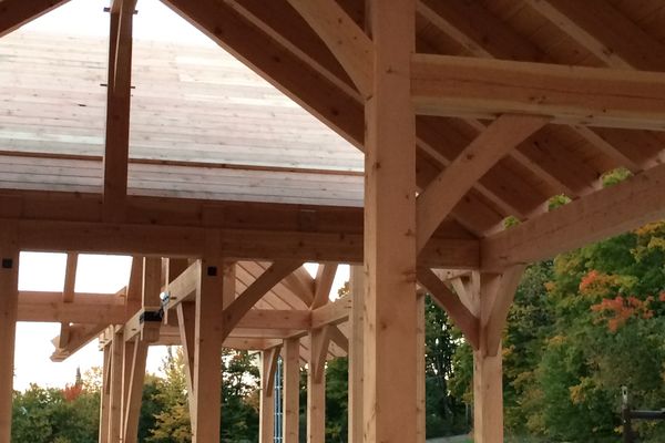 Bear-Rock-Colebrook-New-Hampshire-Canadian-Timberframes-Construction-Timber-frame-Structure