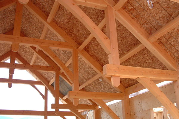 Redstreak-Mountain-BC-Canadian-Timberframes-Construction-Ceiling