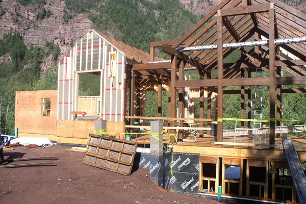 Rustic-Redstone-Colorado-Canadian-Timberframes-Construction-Wall-Panels