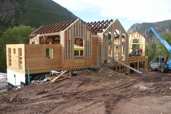 Rustic-Redstone-Colorado-Canadian-Timberframes-Construction-Panels-Sips