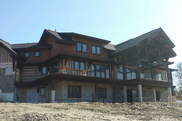 Lake-of-Bays-Haven-Ontario-Canadian-Timberframes-Construction-Rear-Deck