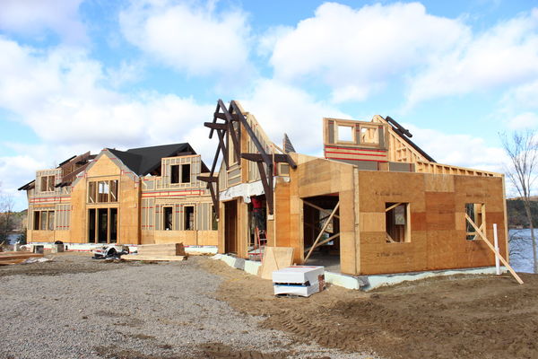 Lake-of-Bays-Haven-Ontario-Canadian-Timberframes-Construction