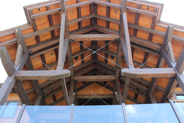 Lake-of-Bays-Haven-Ontario-Canadian-Timberframes-Construction-Rear-Deck-Truss