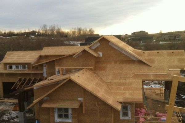 De-Winton-Steepe-Alberta-Canadian-Timberframes-Construction-Roofing
