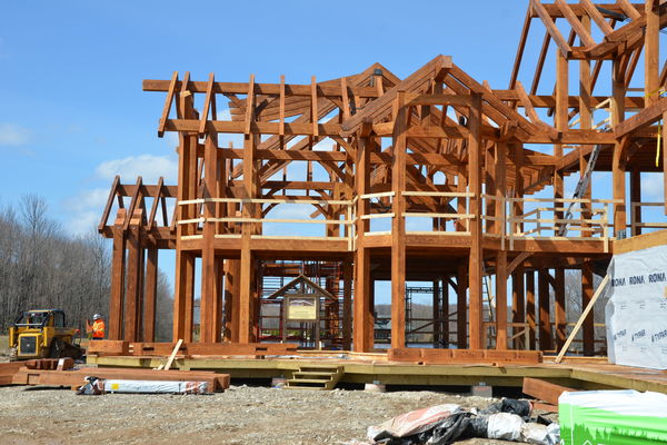 Hill-Top-Retreat-Collingwood-Ontario-Canadian-Timberframes-Construction-Timber-Frame