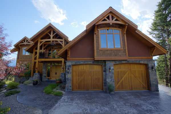 Osprey-Point-Invermere=British-Columbia-Canadian-Timberframes-Front-Exterior