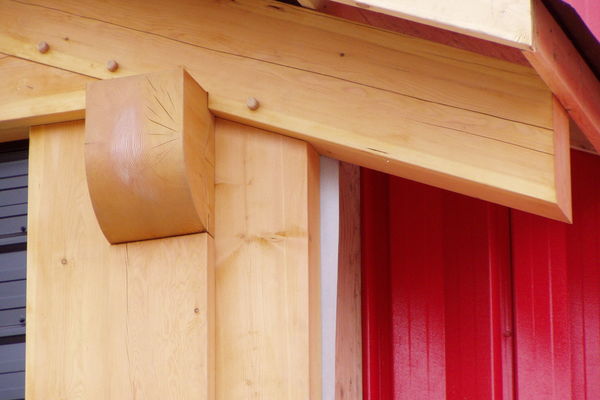 Home-Hardware-BC-Canadian-Timberframes-Timber-Accents